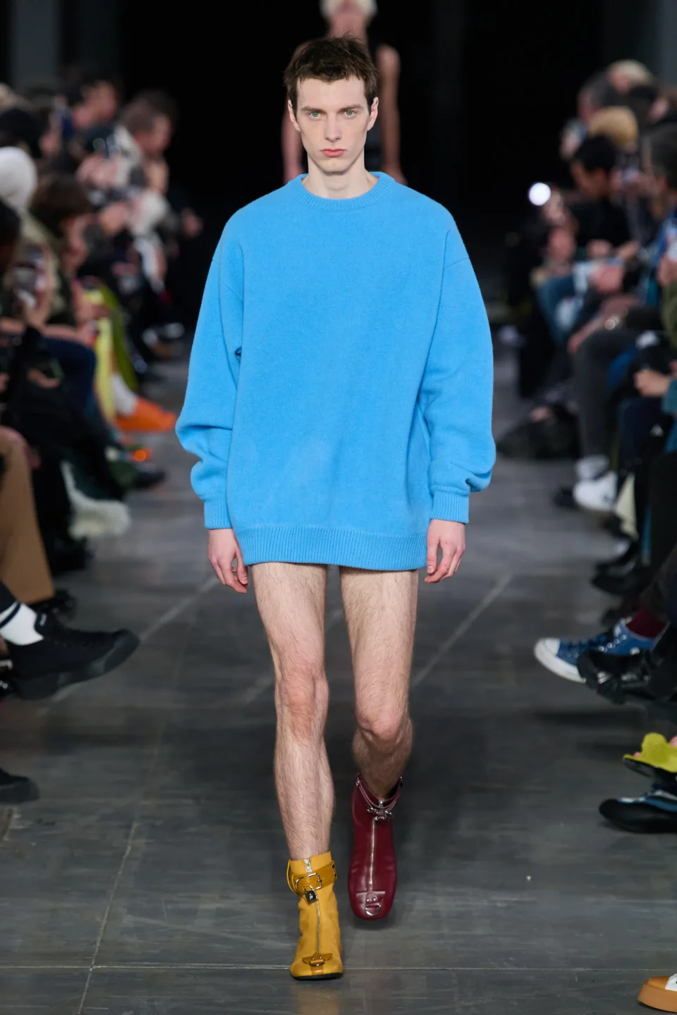 00026-jw-anderson-prefall-2023-credit-gorunway