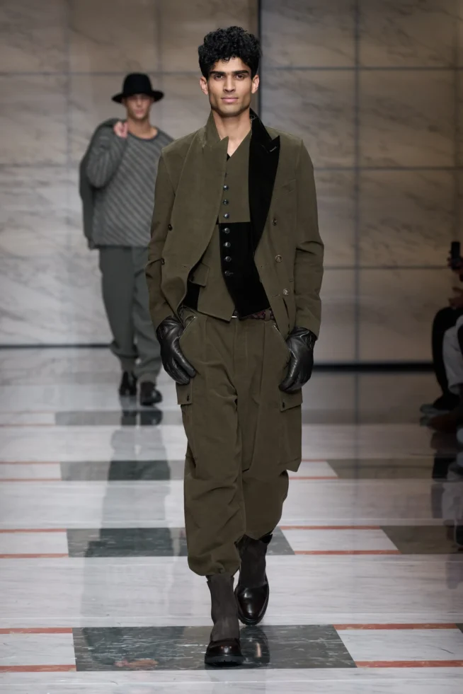 00027-giorgio-armani-fall-2023-menswear-credit-gorunway