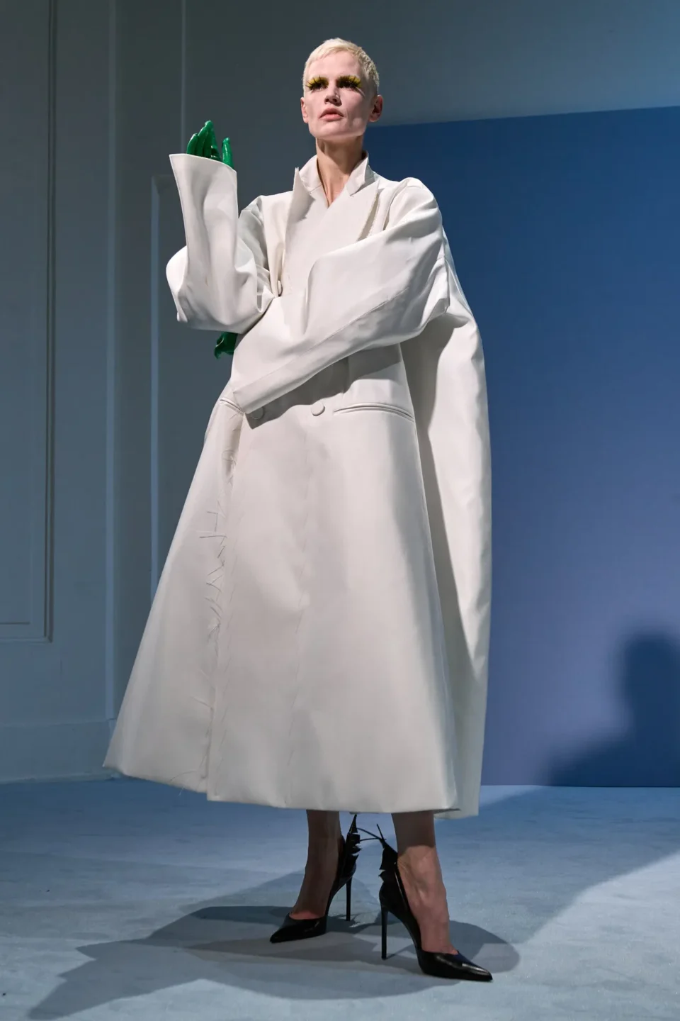 00027-jean-paul-gaultier-spring-2023-couture-gorunway