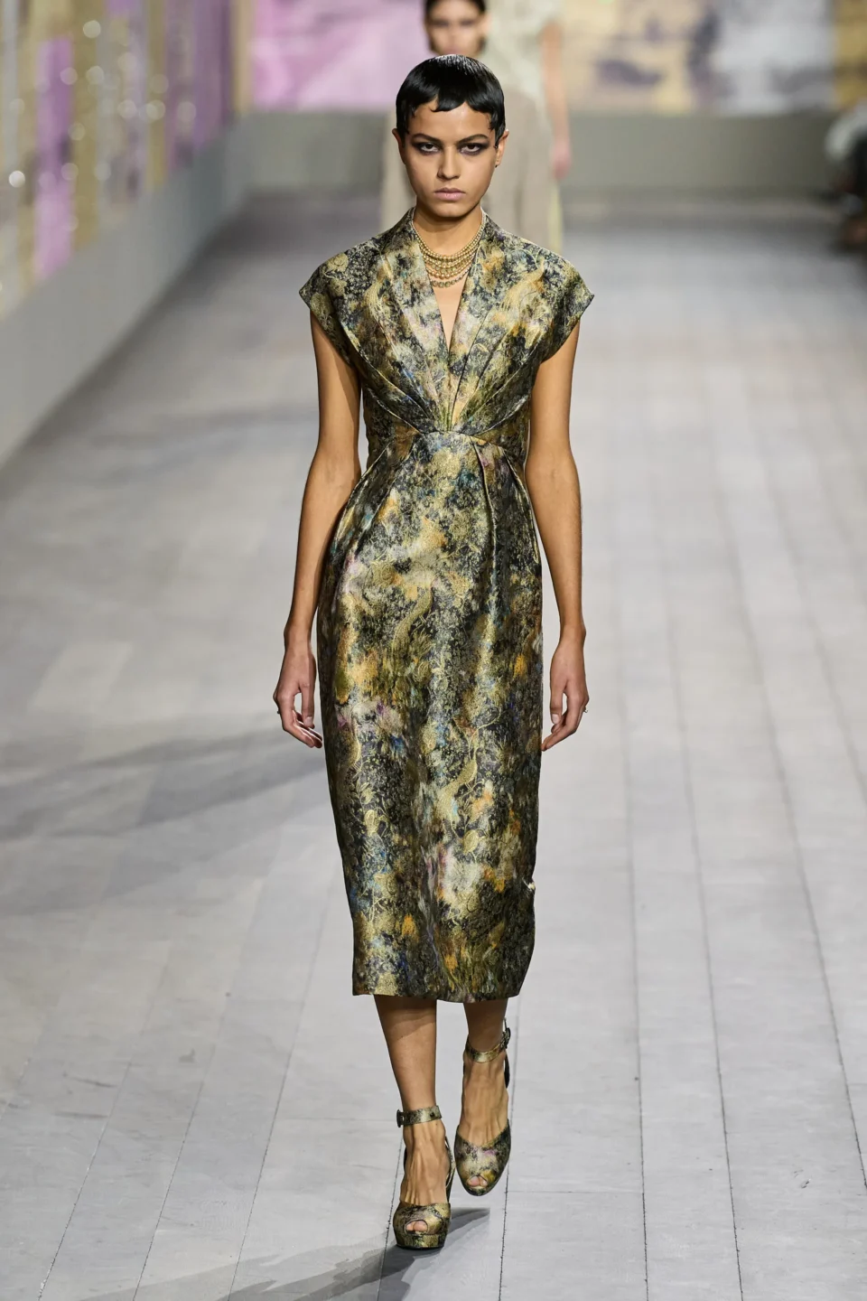 00028-christian-dior-spring-2023-couture-gorunway