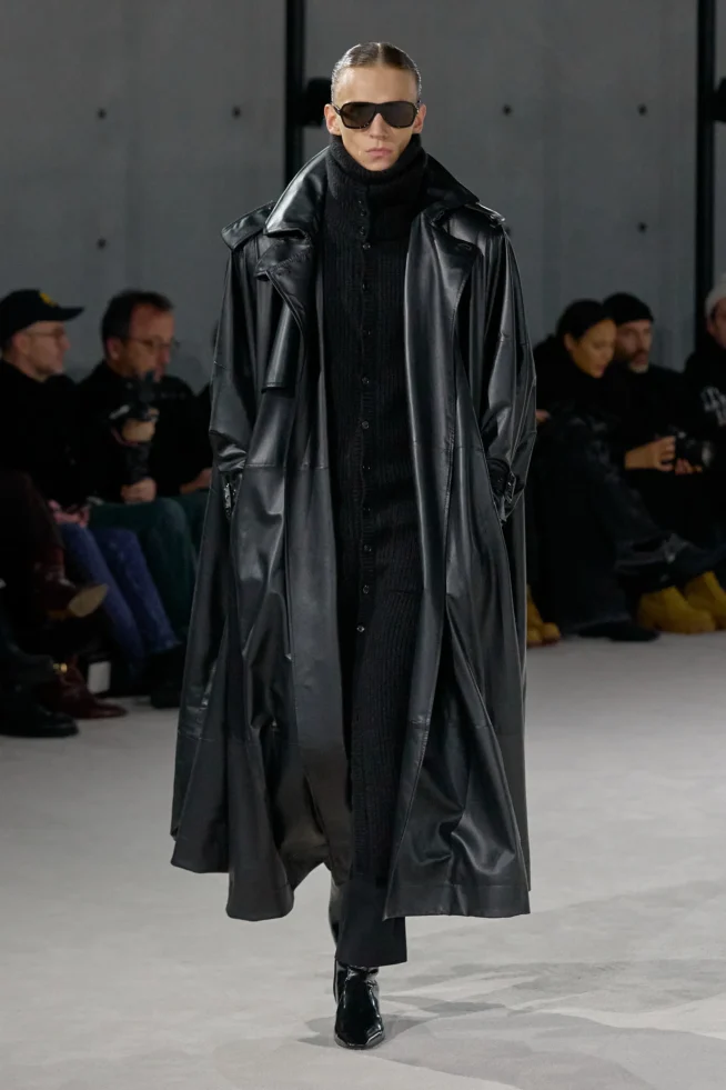 00030-saint-laurent-fall-2023-mens-credit-gorunway