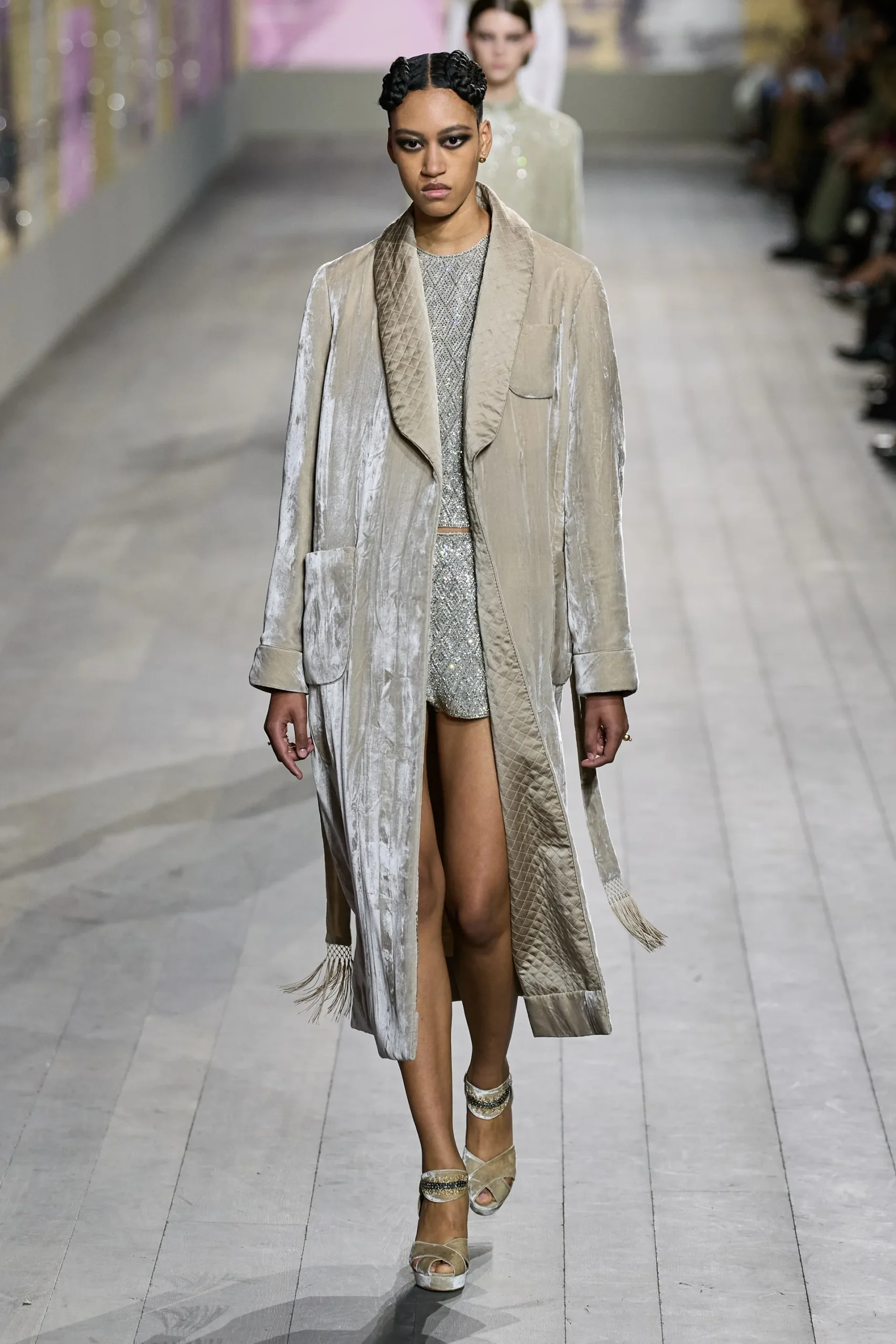00033-christian-dior-spring-2023-couture-gorunway