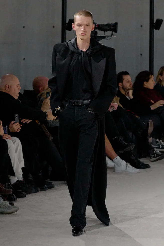 00034-saint-laurent-fall-2023-mens-credit-gorunway
