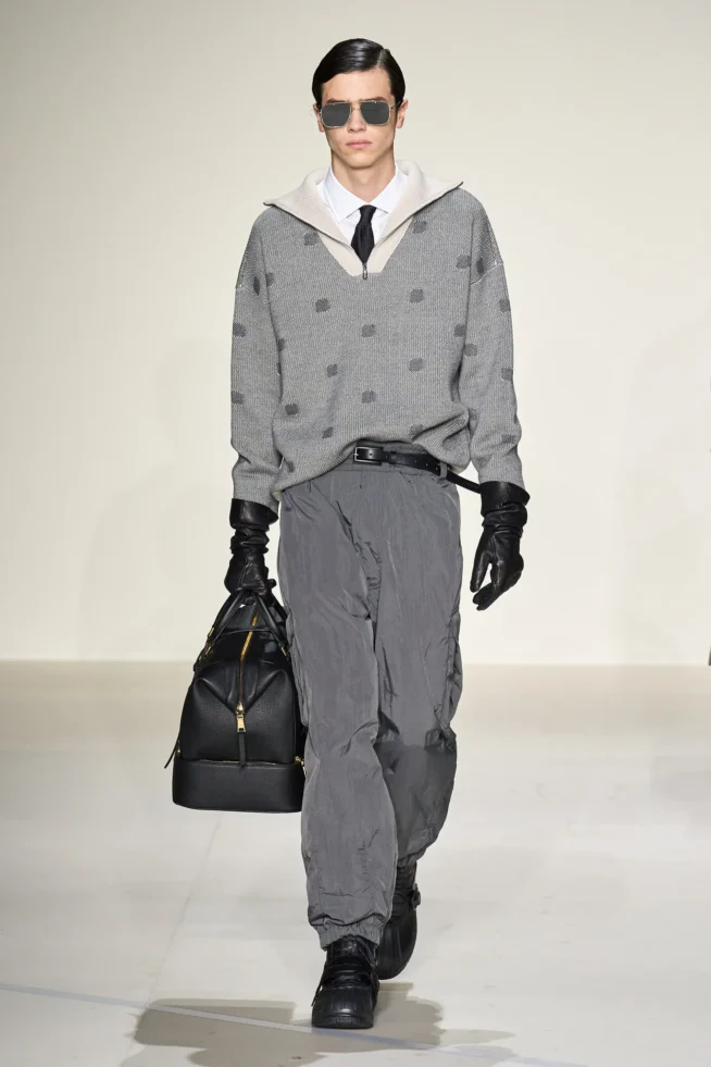 00035-emporio-armani-fall-2023-mens-credit-gorunway