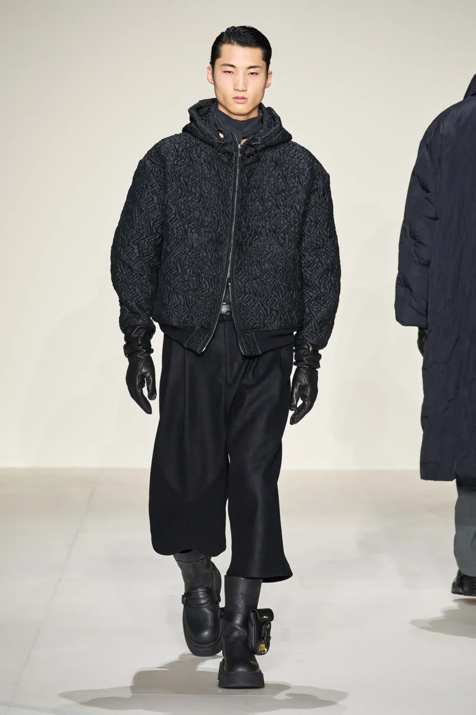 00036-emporio-armani-fall-2023-mens-credit-gorunway