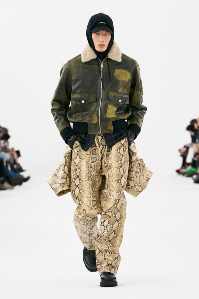 00037-givenchy-fall-2023-mens-credit-gorunway