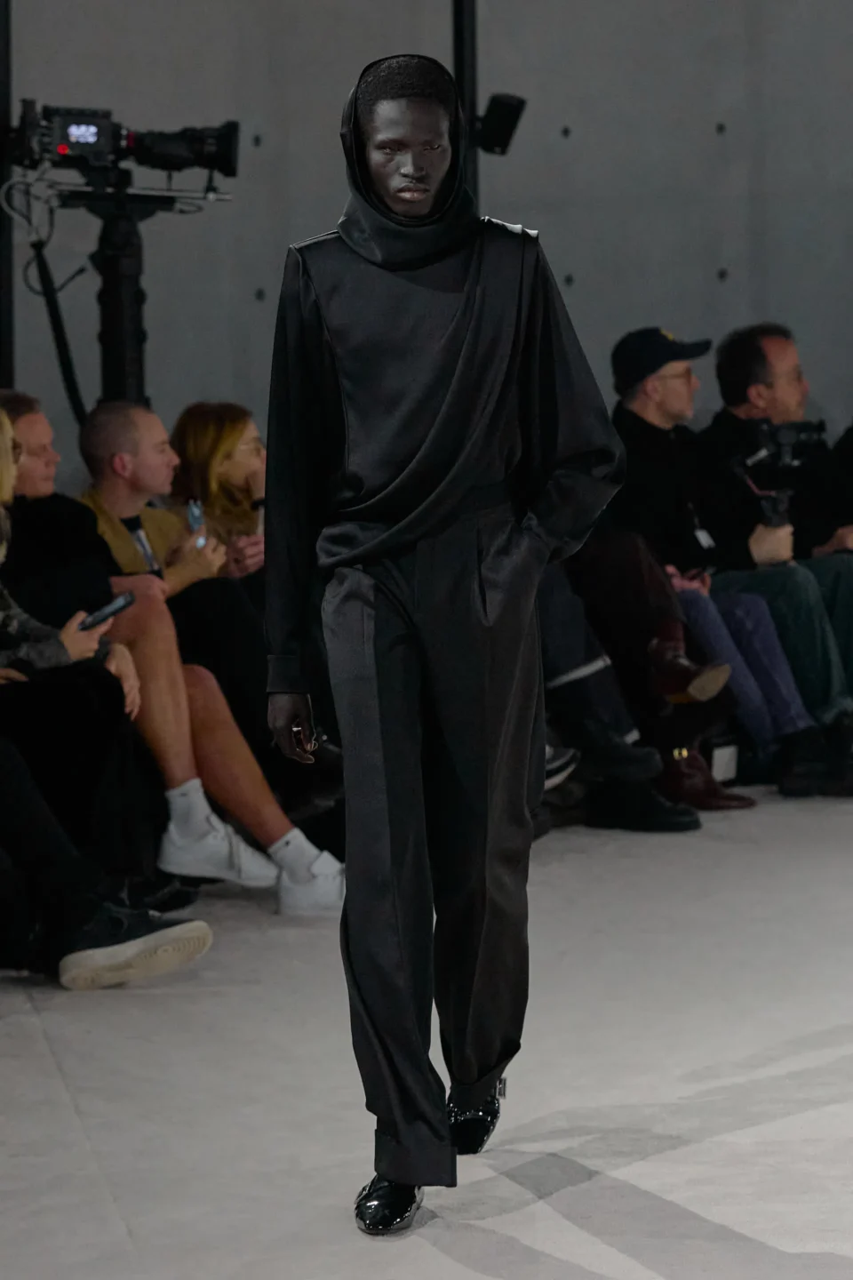 00037-saint-laurent-fall-2023-mens-credit-gorunway
