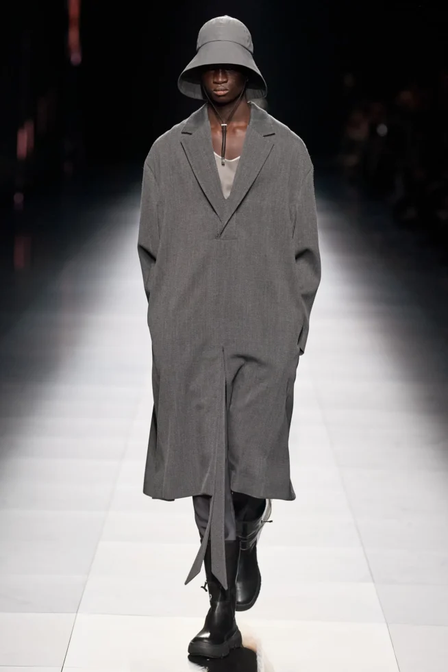 00038-dior-fall-2023-menswear-credit-gorunway