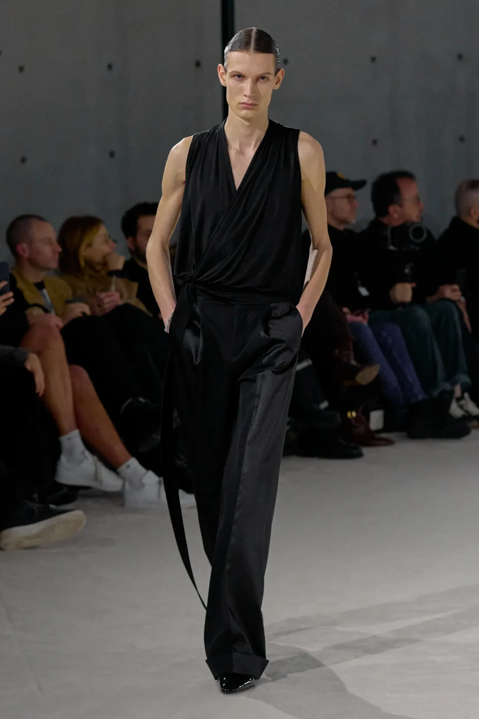00038-saint-laurent-fall-2023-mens-credit-gorunway