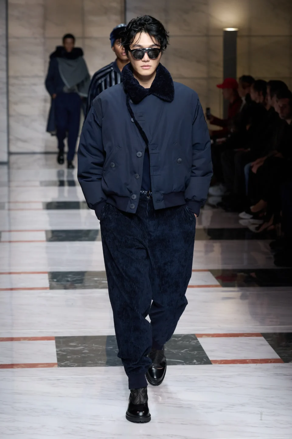 00040-giorgio-armani-fall-2023-menswear-credit-gorunway