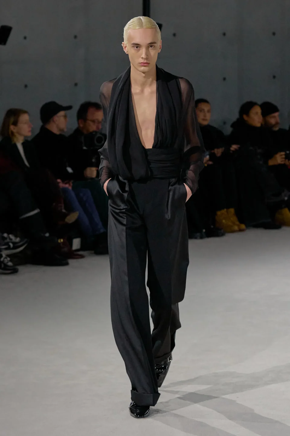 00042-saint-laurent-fall-2023-mens-credit-gorunway