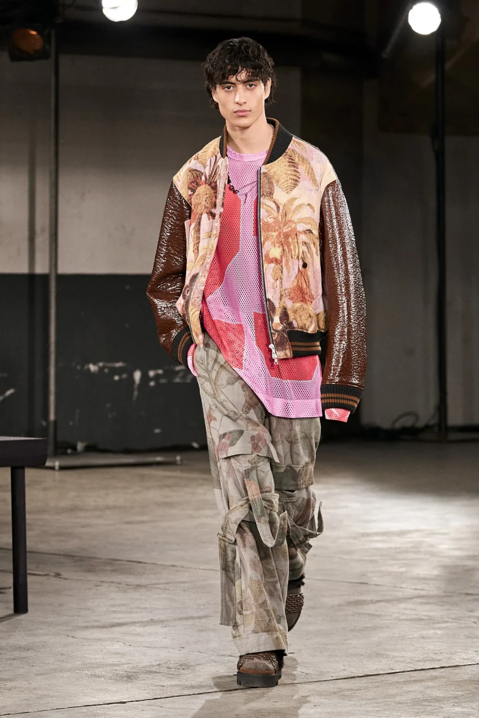 00043-dries-van-noten-fall-2023-menswear-credit-gorunway