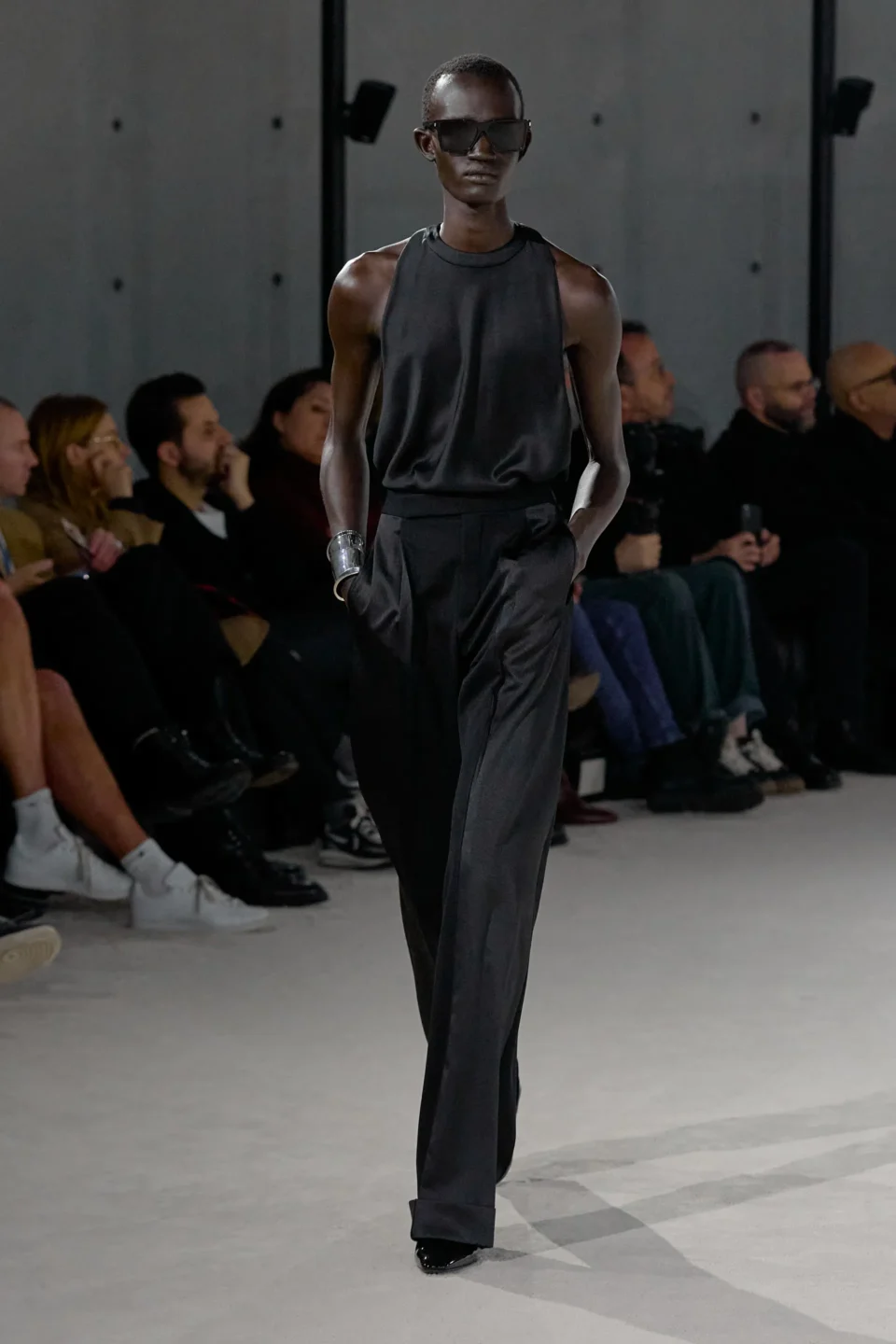 00043-saint-laurent-fall-2023-mens-credit-gorunway