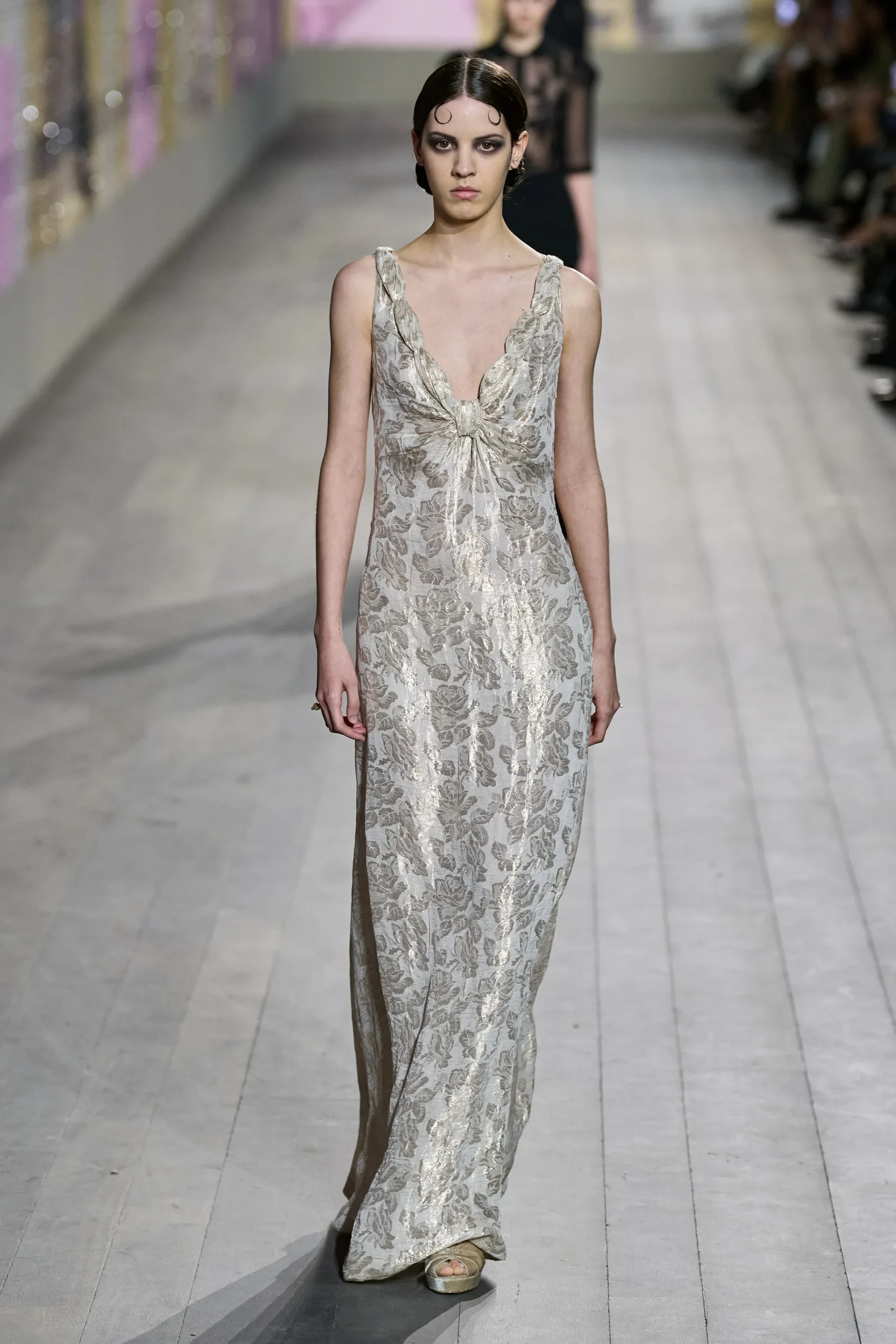 00044-christian-dior-spring-2023-couture-gorunway