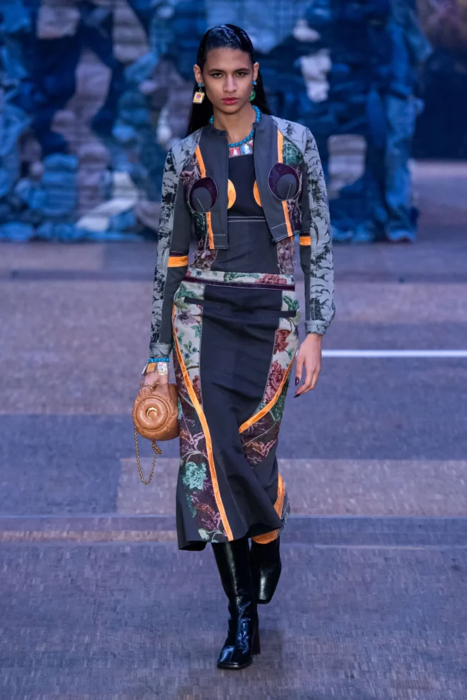 00044-marine-serre-fall-2023-menswear-credit-gorunway
