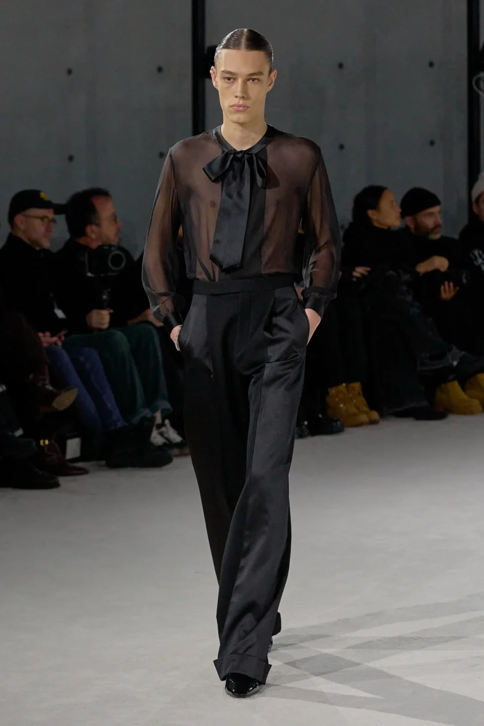 00044-saint-laurent-fall-2023-mens-credit-gorunway