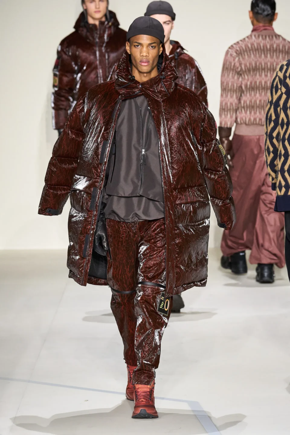 00045-emporio-armani-fall-2023-mens-credit-gorunway