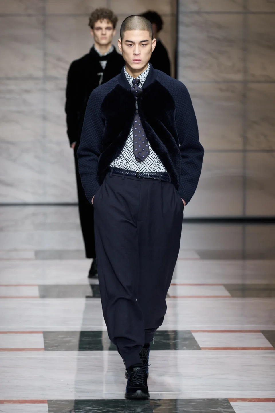 00045-giorgio-armani-fall-2023-menswear-credit-gorunway