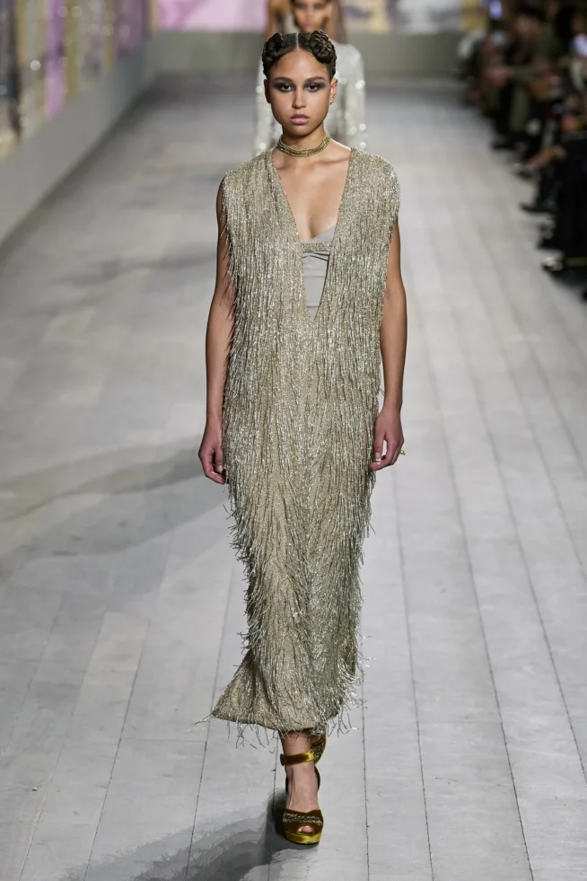 00047-christian-dior-spring-2023-couture-gorunway