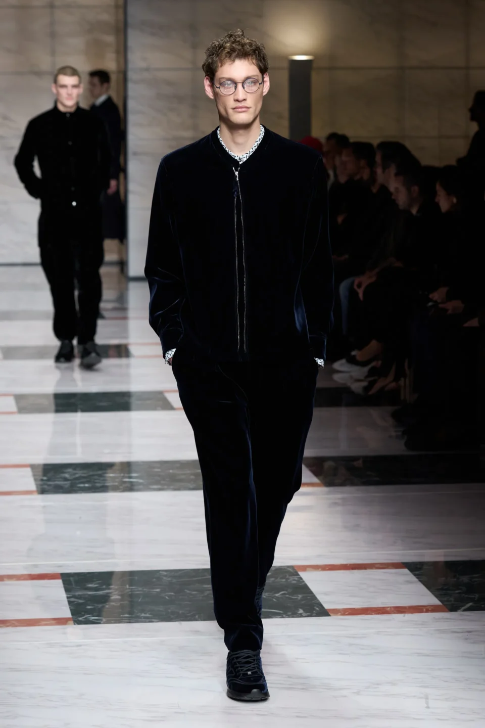 00047-giorgio-armani-fall-2023-menswear-credit-gorunway