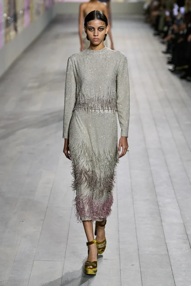 00048-christian-dior-spring-2023-couture-gorunway