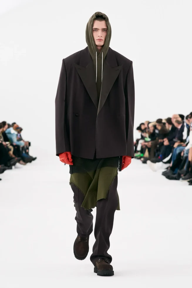 00048-givenchy-fall-2023-mens-credit-gorunway