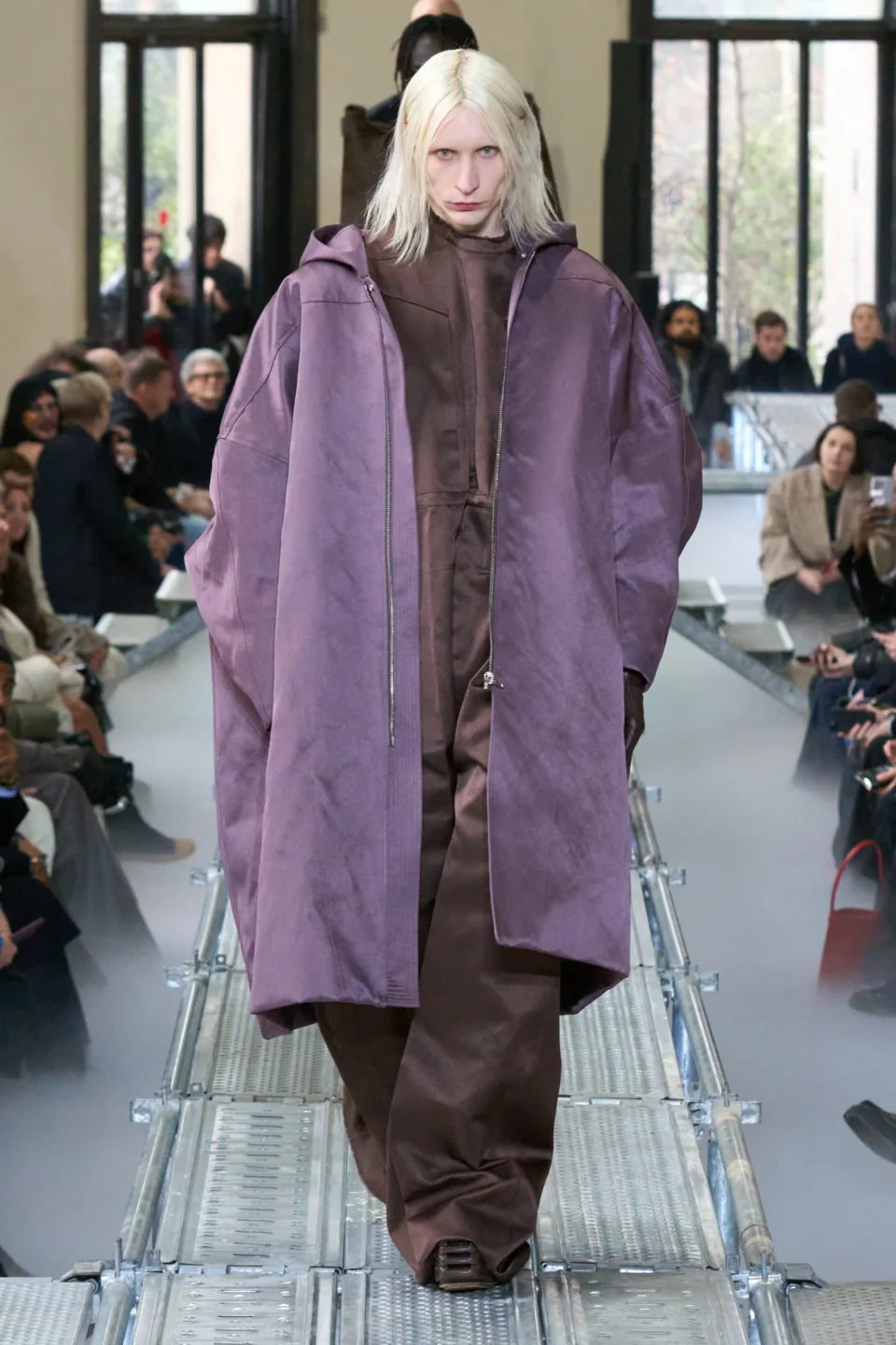 00048-rick-owens-fall-2023-menswear-credit-gorunway