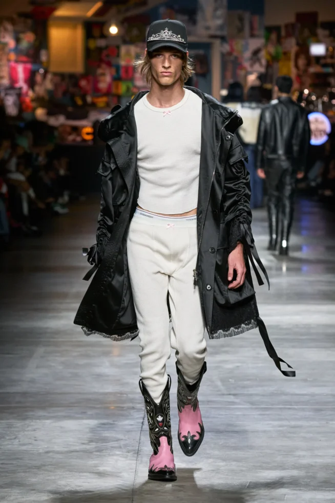 00050-dsquared2-fall-2023-mens-credit-gorunway