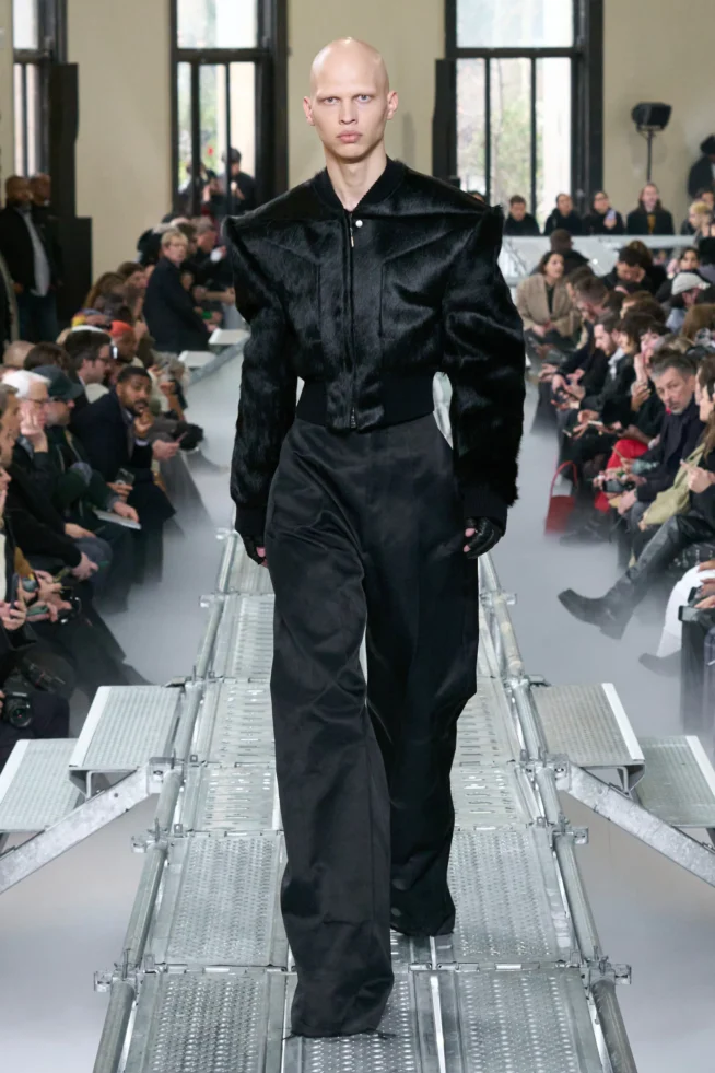 00050-rick-owens-fall-2023-menswear-credit-gorunway
