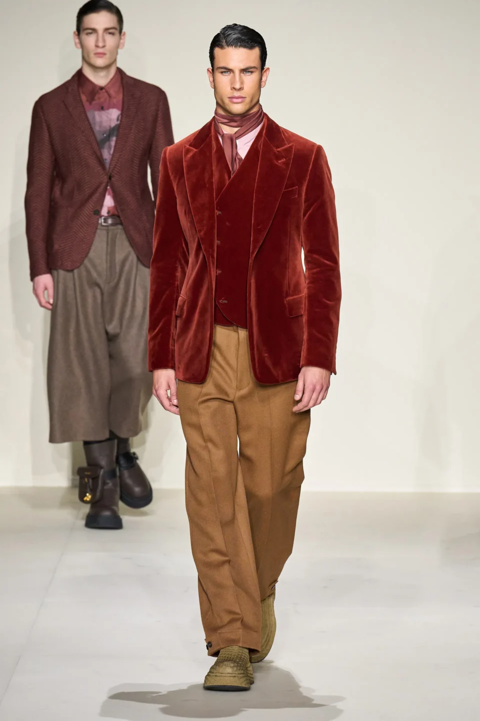 00051-emporio-armani-fall-2023-mens-credit-gorunway
