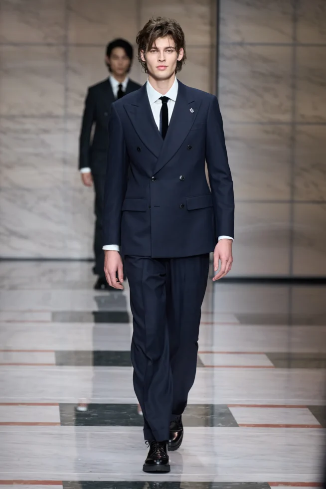 00052-giorgio-armani-fall-2023-menswear-credit-gorunway