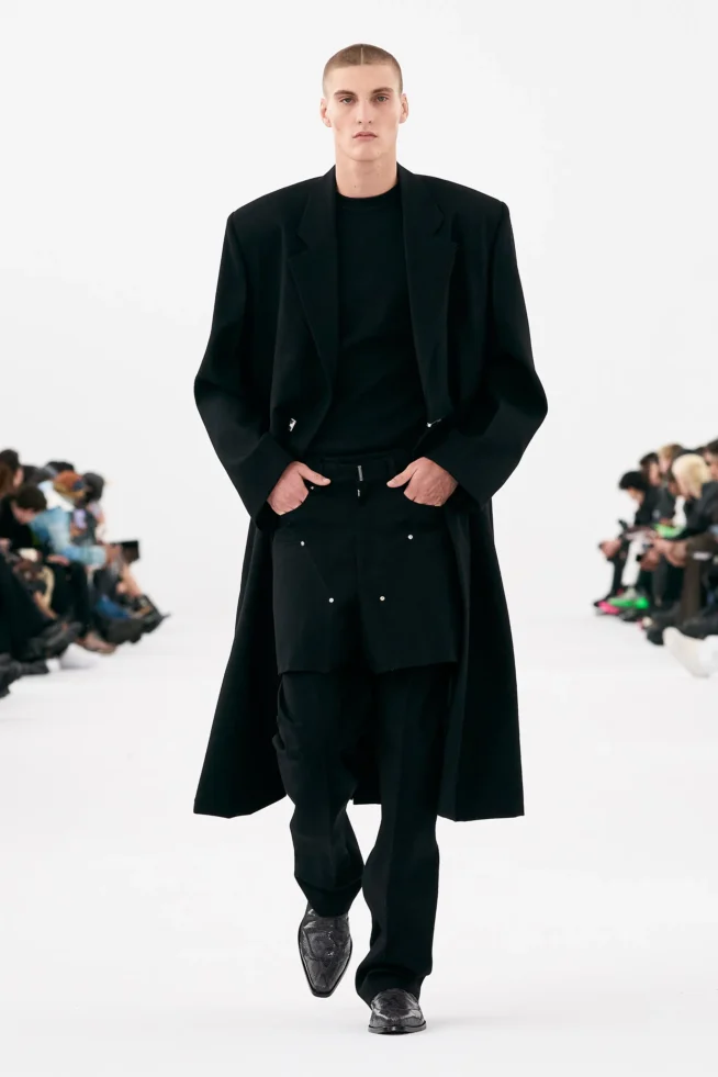 00052-givenchy-fall-2023-mens-credit-gorunway