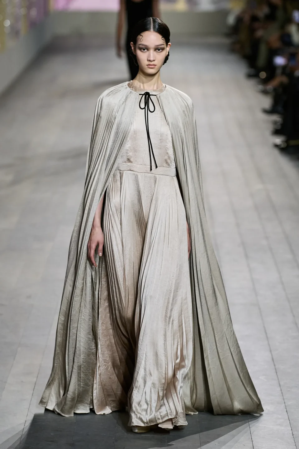 00056-christian-dior-spring-2023-couture-gorunway