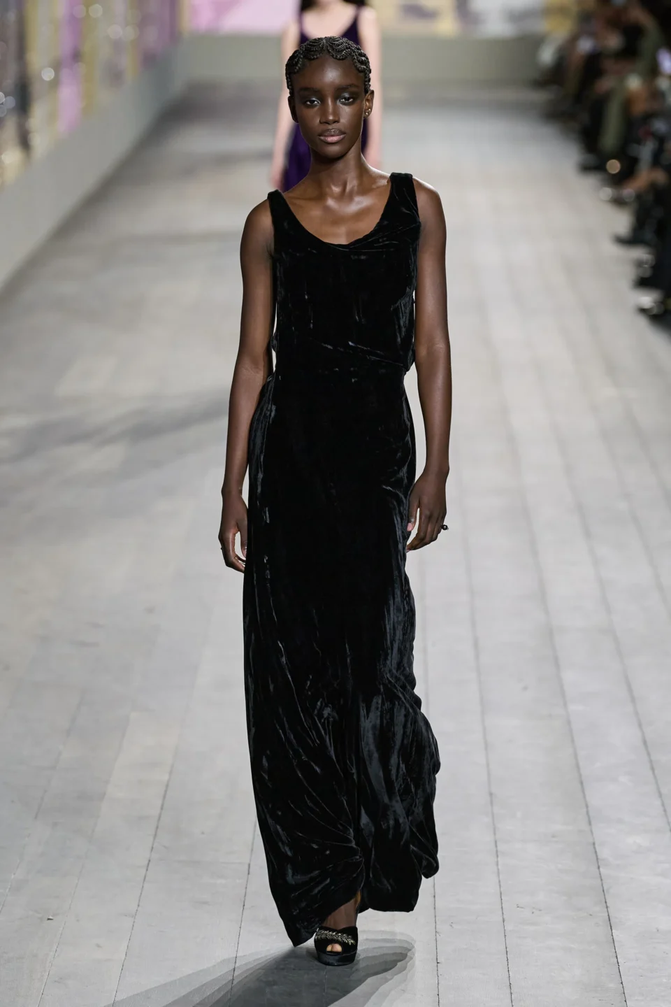 00057-christian-dior-spring-2023-couture-gorunway