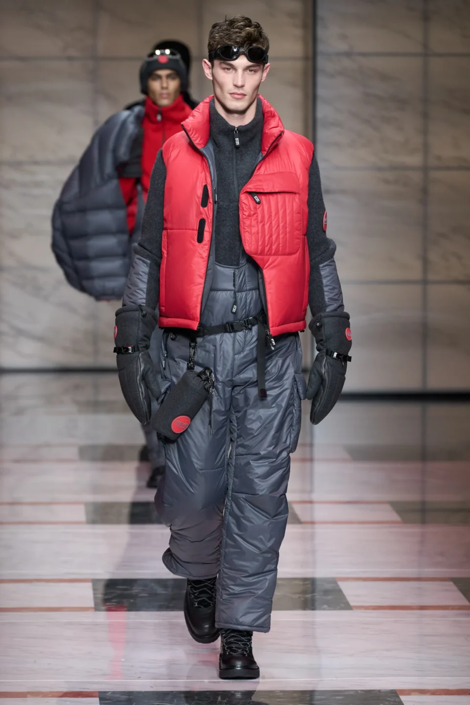 00066-giorgio-armani-fall-2023-menswear-credit-gorunway