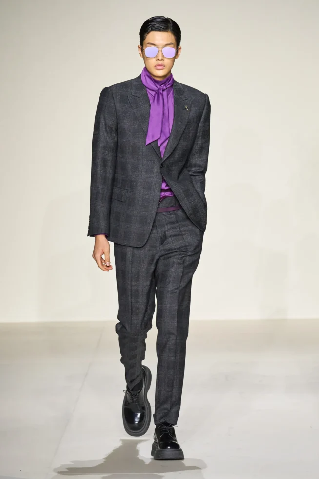 00069-emporio-armani-fall-2023-mens-credit-gorunway