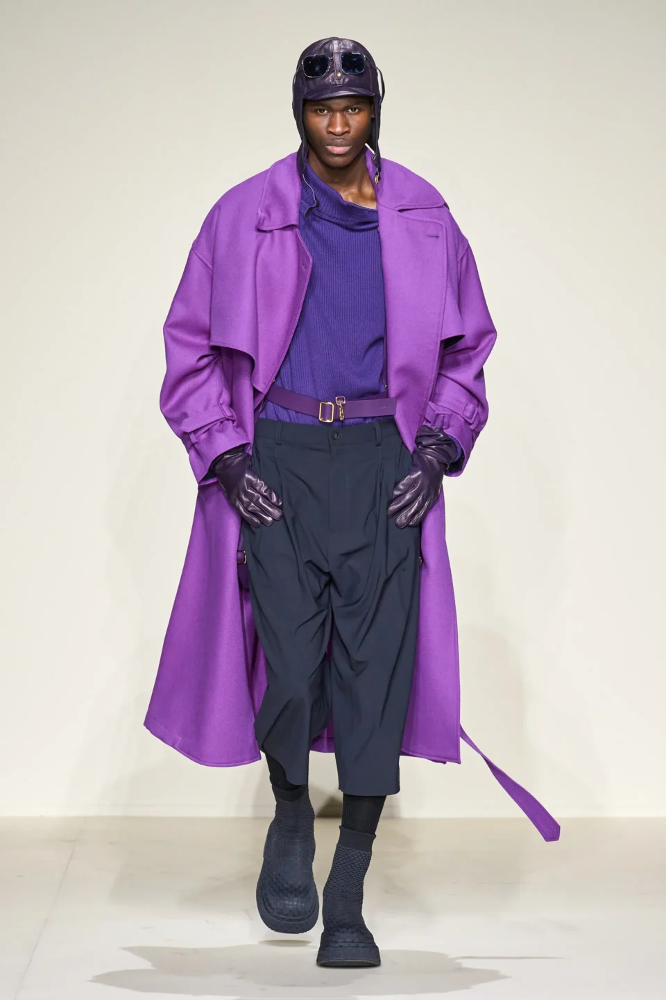 00073-emporio-armani-fall-2023-mens-credit-gorunway