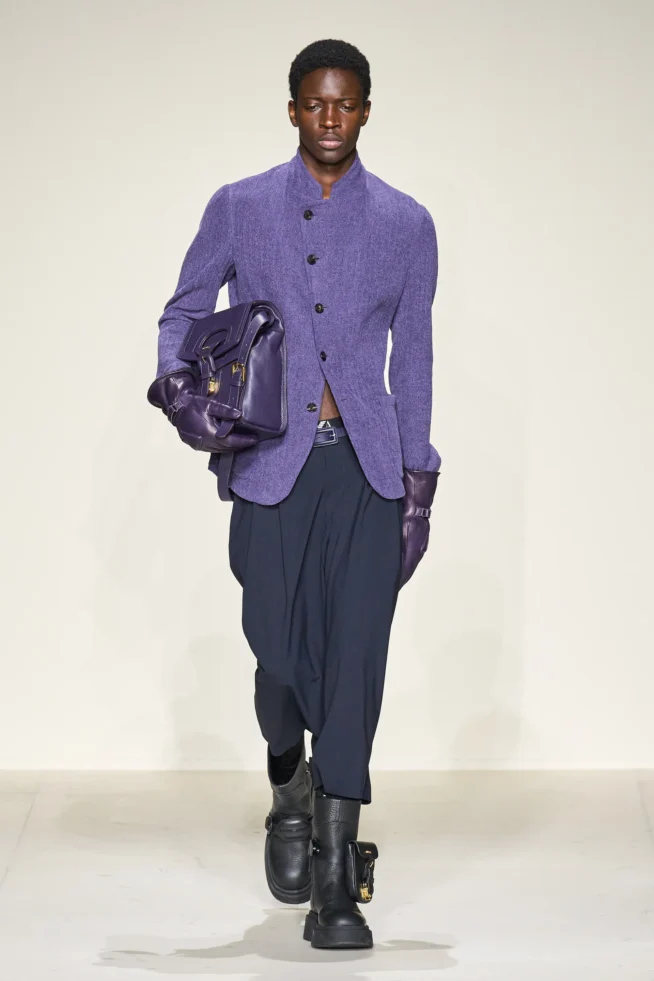00074-emporio-armani-fall-2023-mens-credit-gorunway