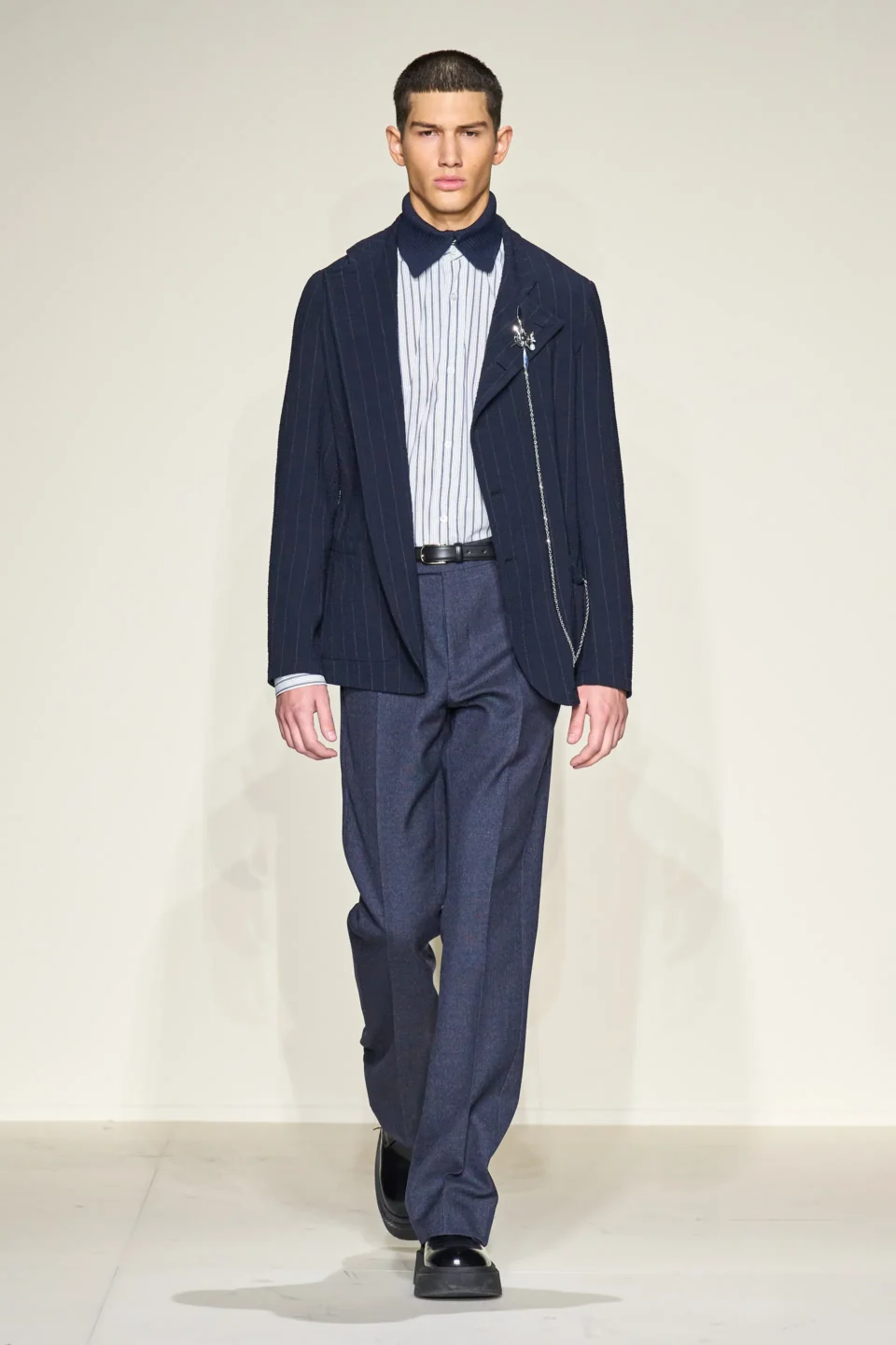 00076-emporio-armani-fall-2023-mens-credit-gorunway