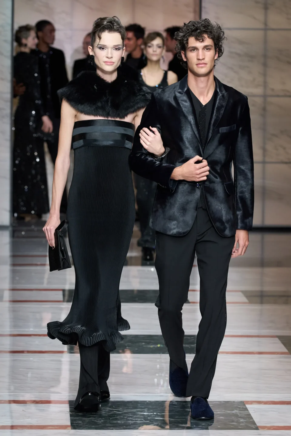 00077-giorgio-armani-fall-2023-menswear-credit-gorunway