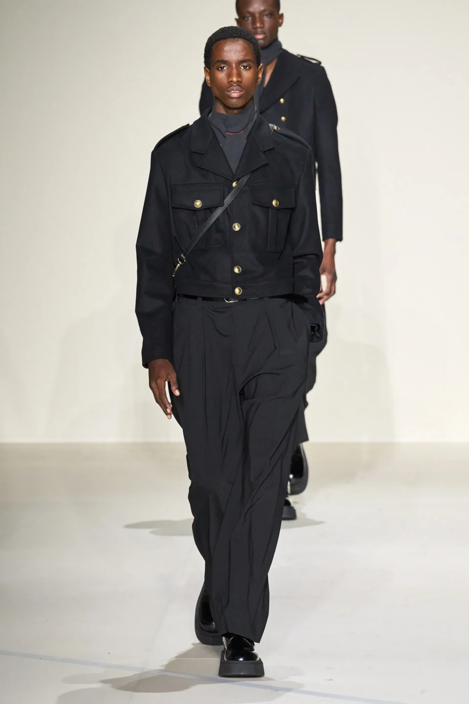 00080-emporio-armani-fall-2023-mens-credit-gorunway