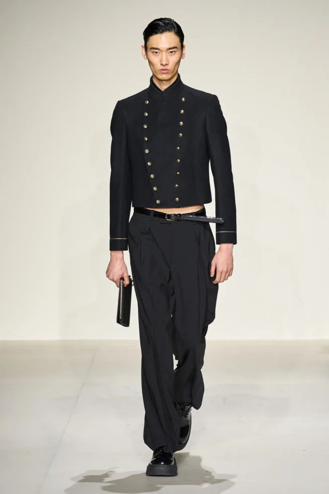 00082-emporio-armani-fall-2023-mens-credit-gorunway