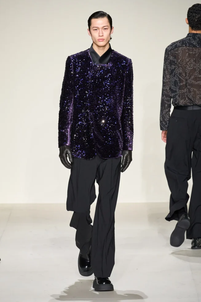 00091-emporio-armani-fall-2023-mens-credit-gorunway