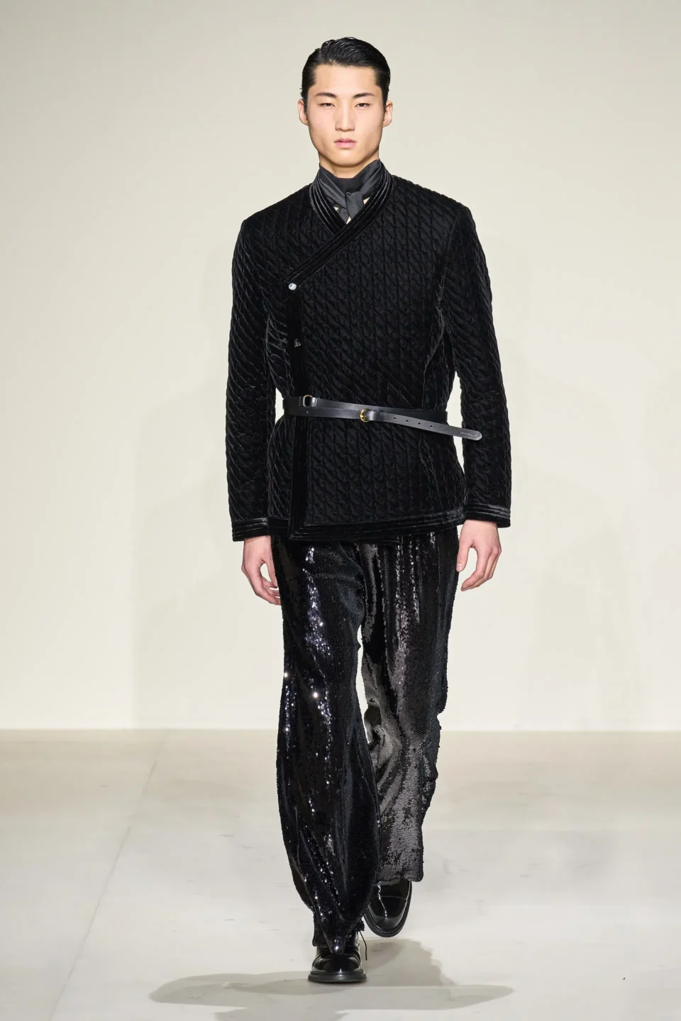 00094-emporio-armani-fall-2023-mens-credit-gorunway