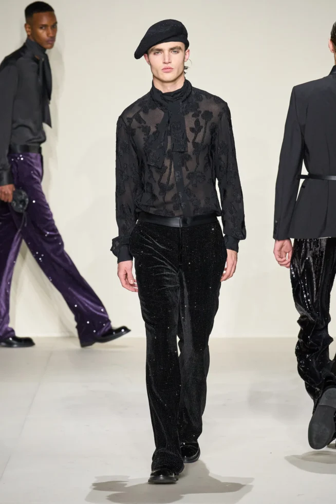 00098-emporio-armani-fall-2023-mens-credit-gorunway