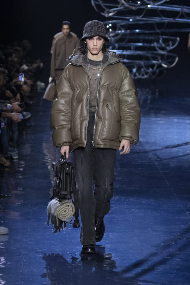 Look_28