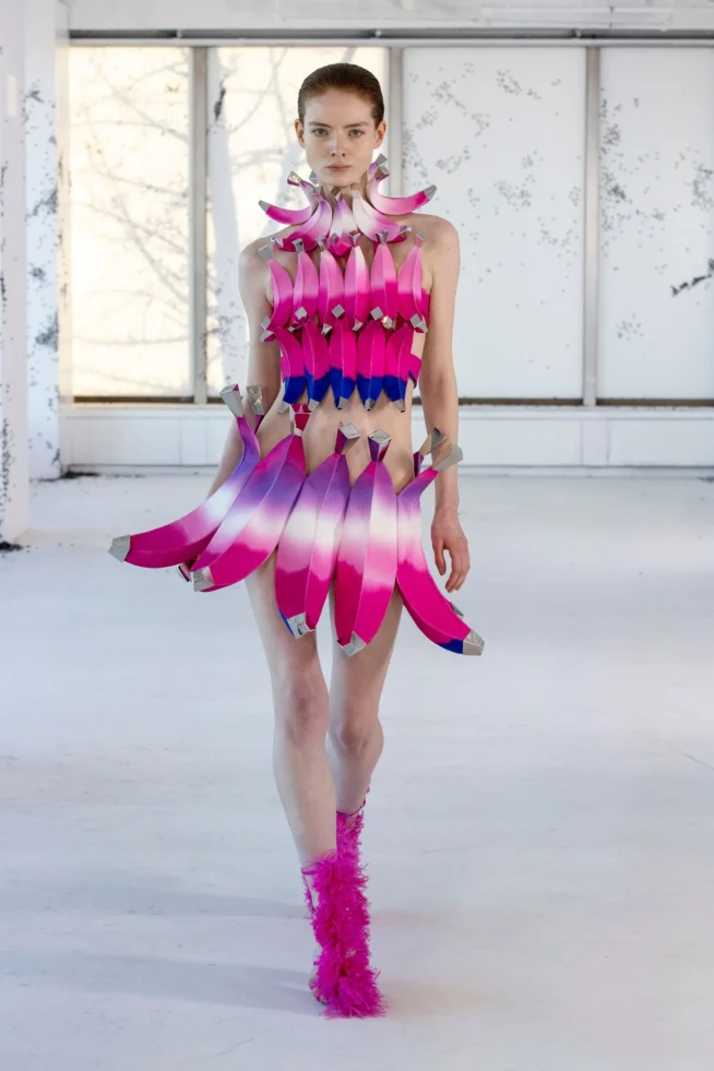 00001-area-spring-2023-ready-to-wear-credit-brand