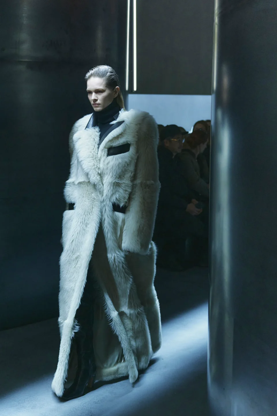 00001-khaite-fall-2023-ready-to-wear-details-credit-hanna-tveite