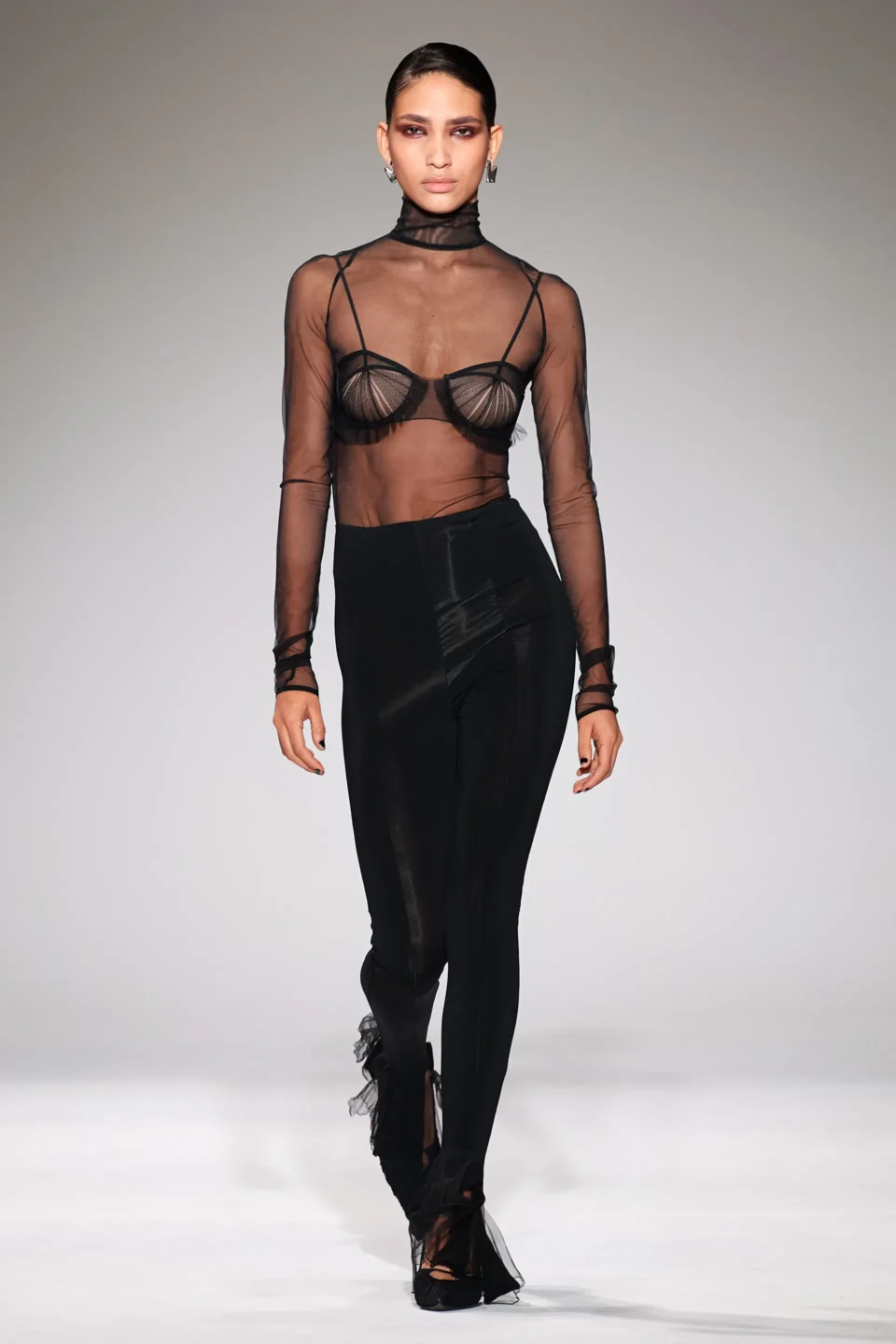 00001-nensi-dojaka-fall-2023-ready-to-wear-credit-gorunway