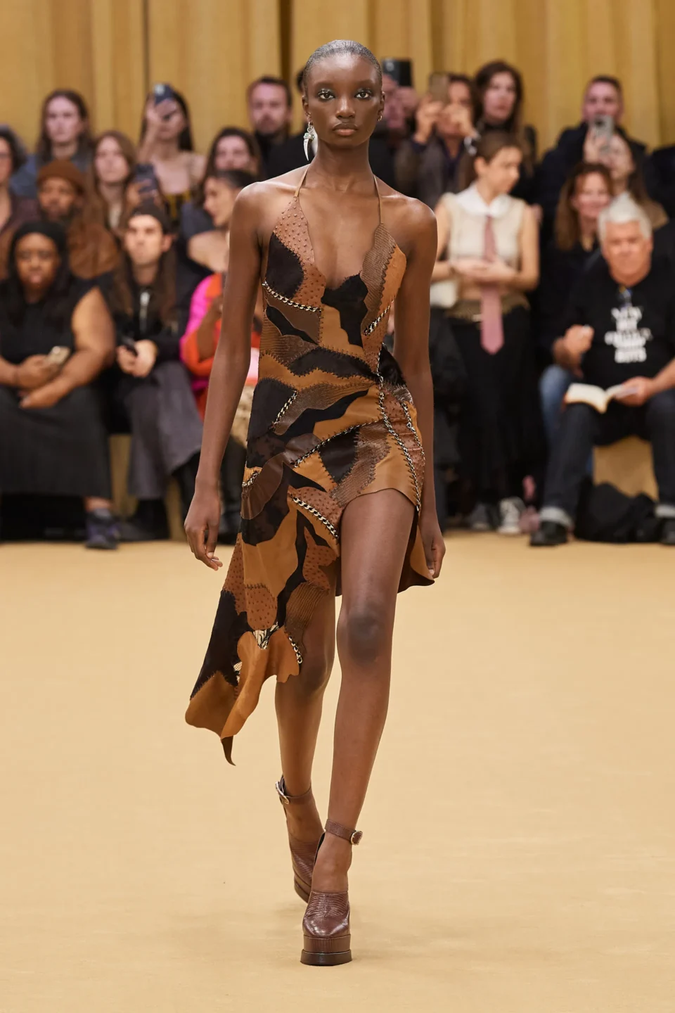 00001-roberto-cavalli-fall-2023-ready-to-wear-credit-gorunway